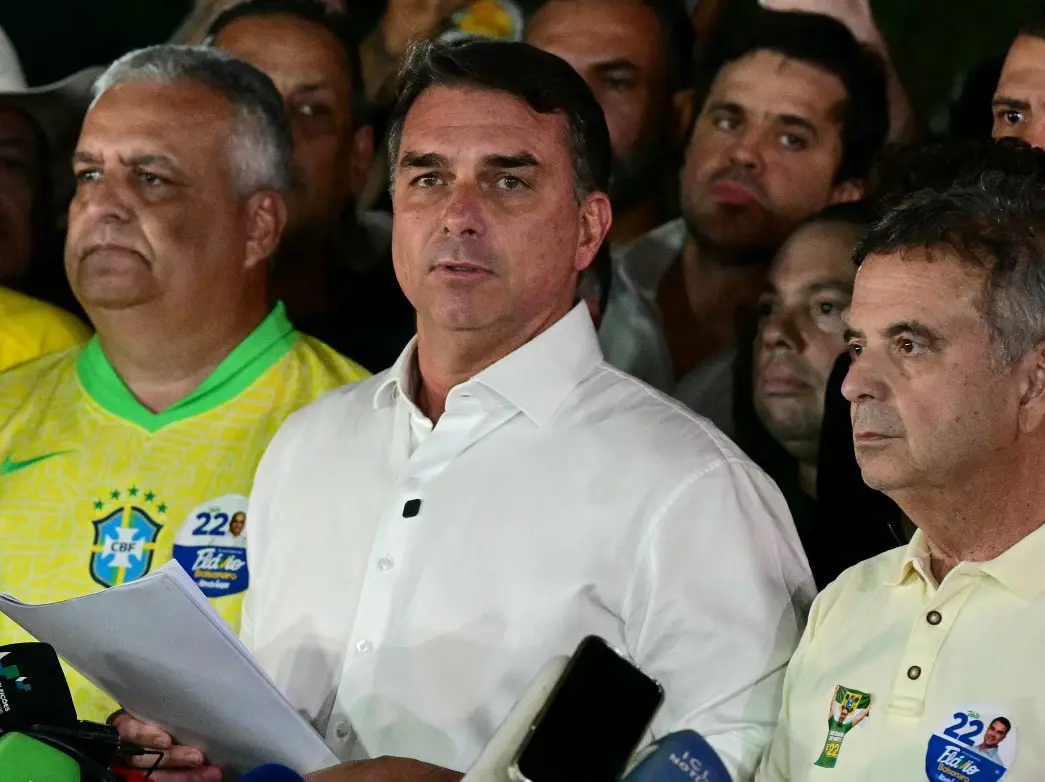 Brazil's Flavio Bolsonaro flees to US after presidential election defeat to Lula