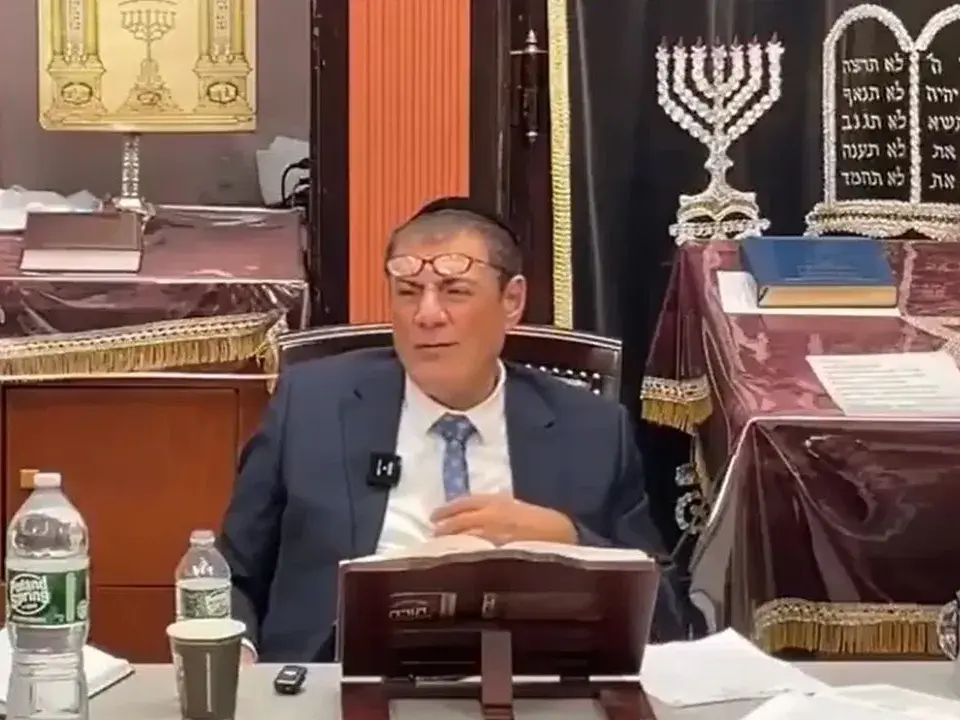 Israeli-American rabbi ridicules Hindu beliefs over cow worship, faces backlash | Video